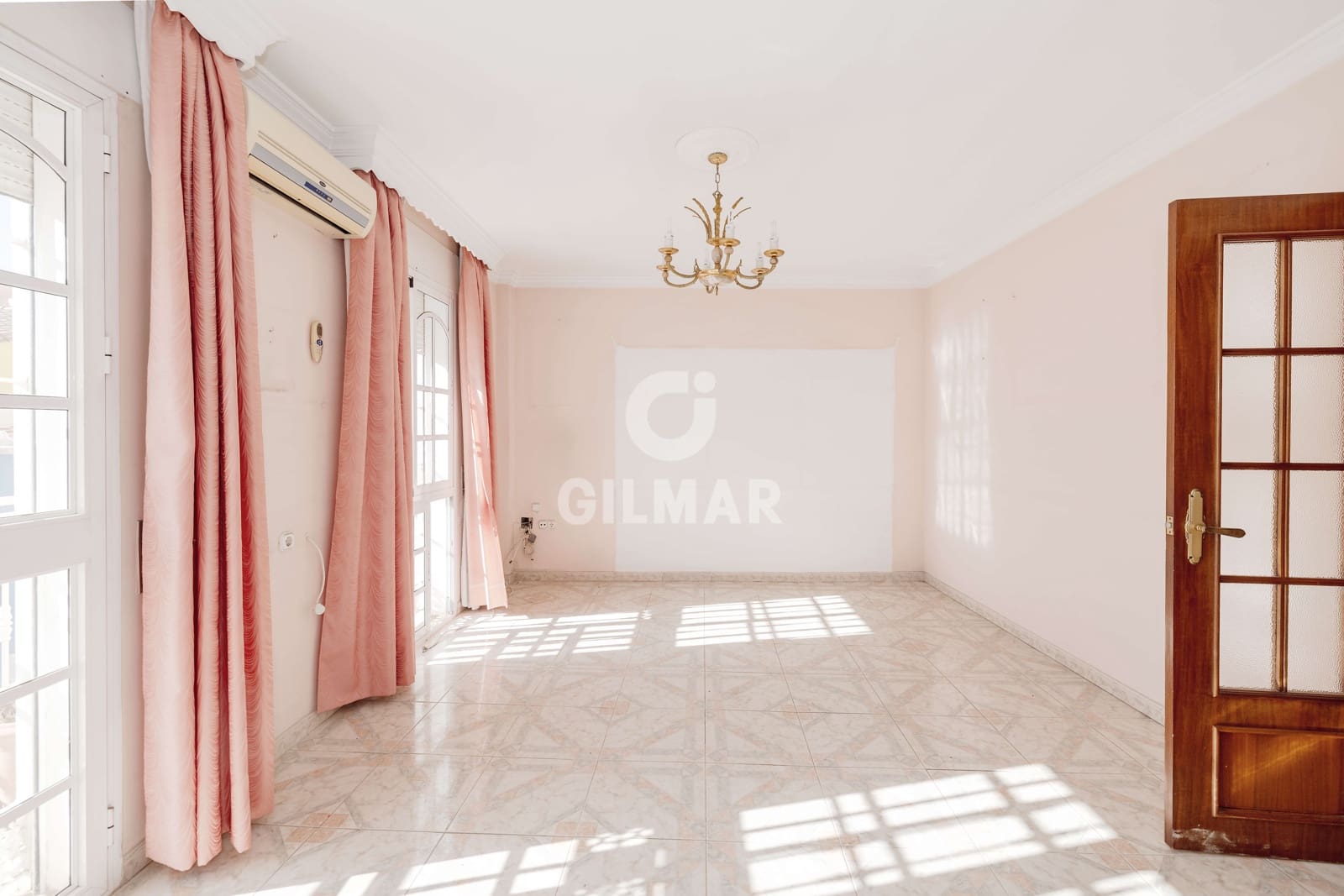 3 soverom Villa til salgs i Malaga by - € 660 000 (Ref: 9976577)