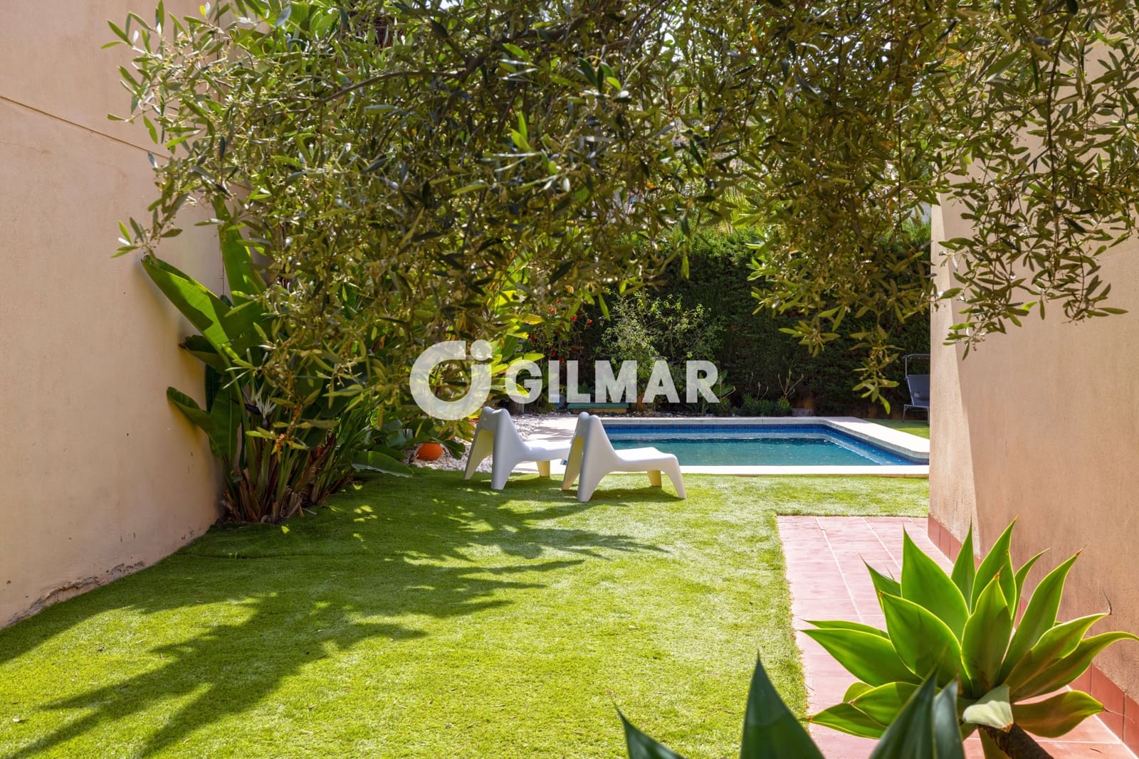 7 soverom Villa til salgs i Malaga by med svømmebasseng garasje - € 1 420 000 (Ref: 9976578)