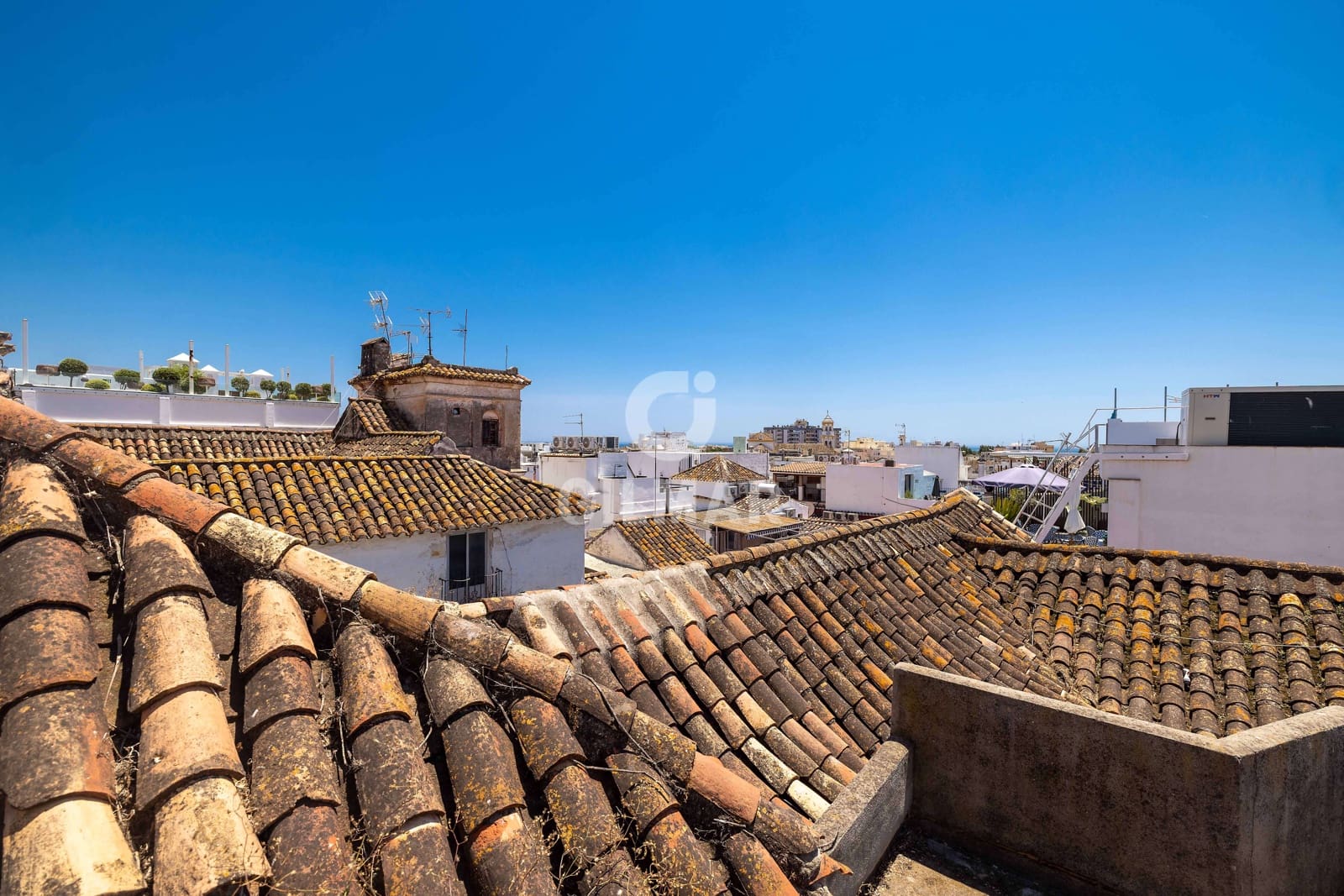 Byhus til salg i Marbella - € 850.000 (Ref: 9976579)
