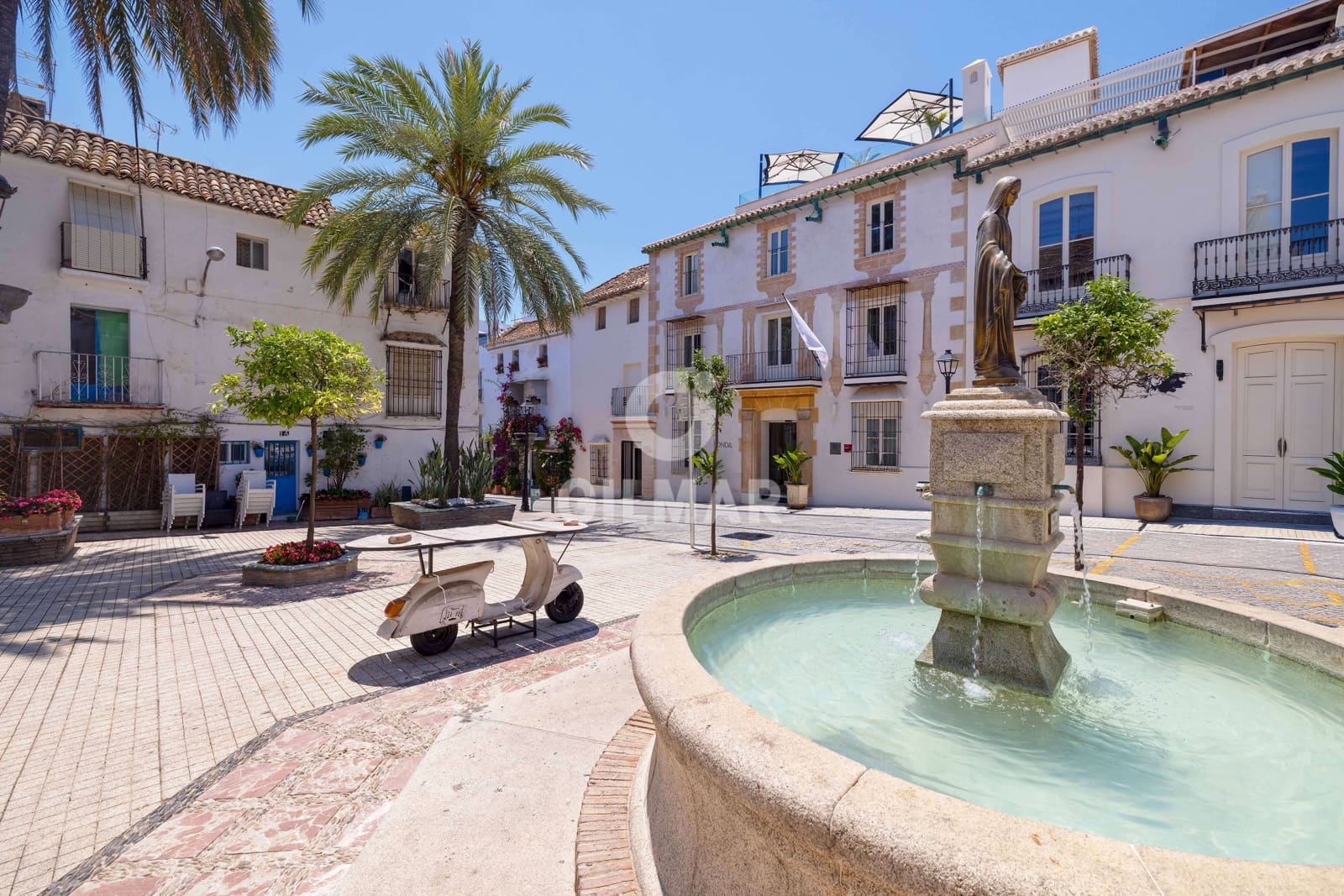 Byhus til salg i Marbella - € 850.000 (Ref: 9976579)