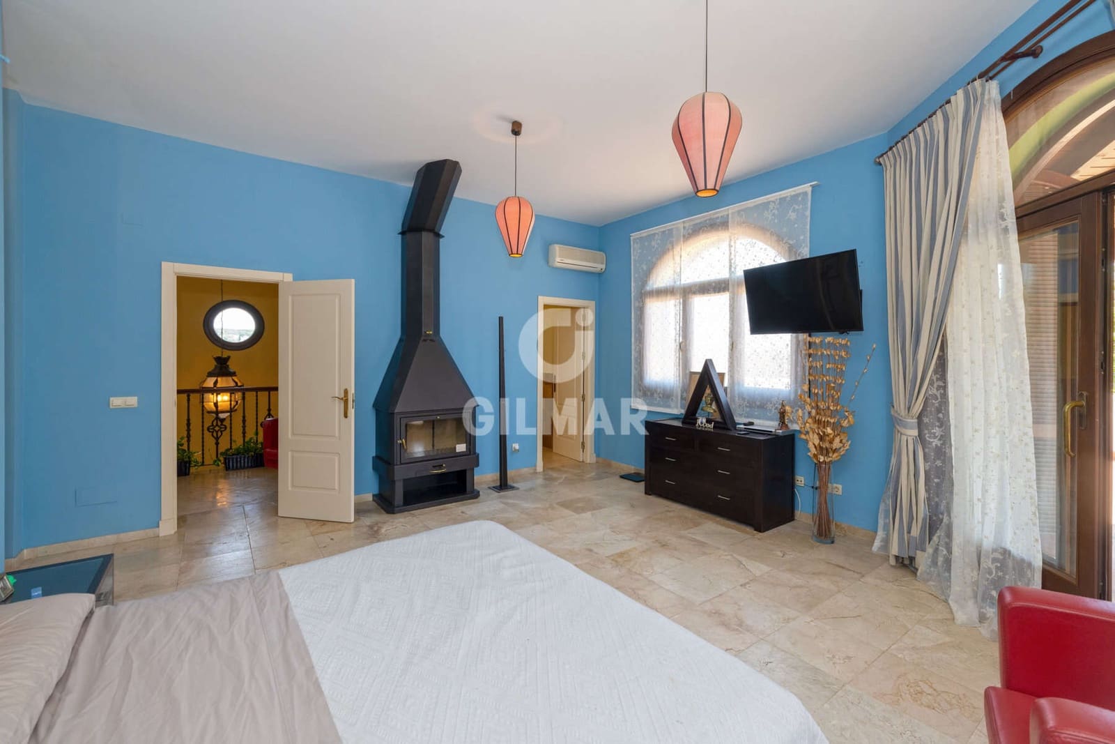 5 makuuhuone Huvila myytävänä paikassa Sotogrande mukana uima-altaan - 2 500 000 € (Ref: 9977909)