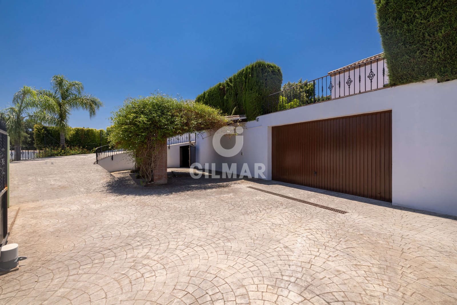 5 makuuhuone Huvila myytävänä paikassa Sotogrande mukana uima-altaan - 2 500 000 € (Ref: 9977909)