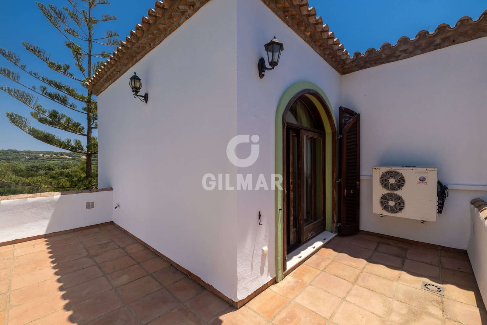 5 makuuhuone Huvila myytävänä paikassa Sotogrande mukana uima-altaan - 2 500 000 € (Ref: 9977909)