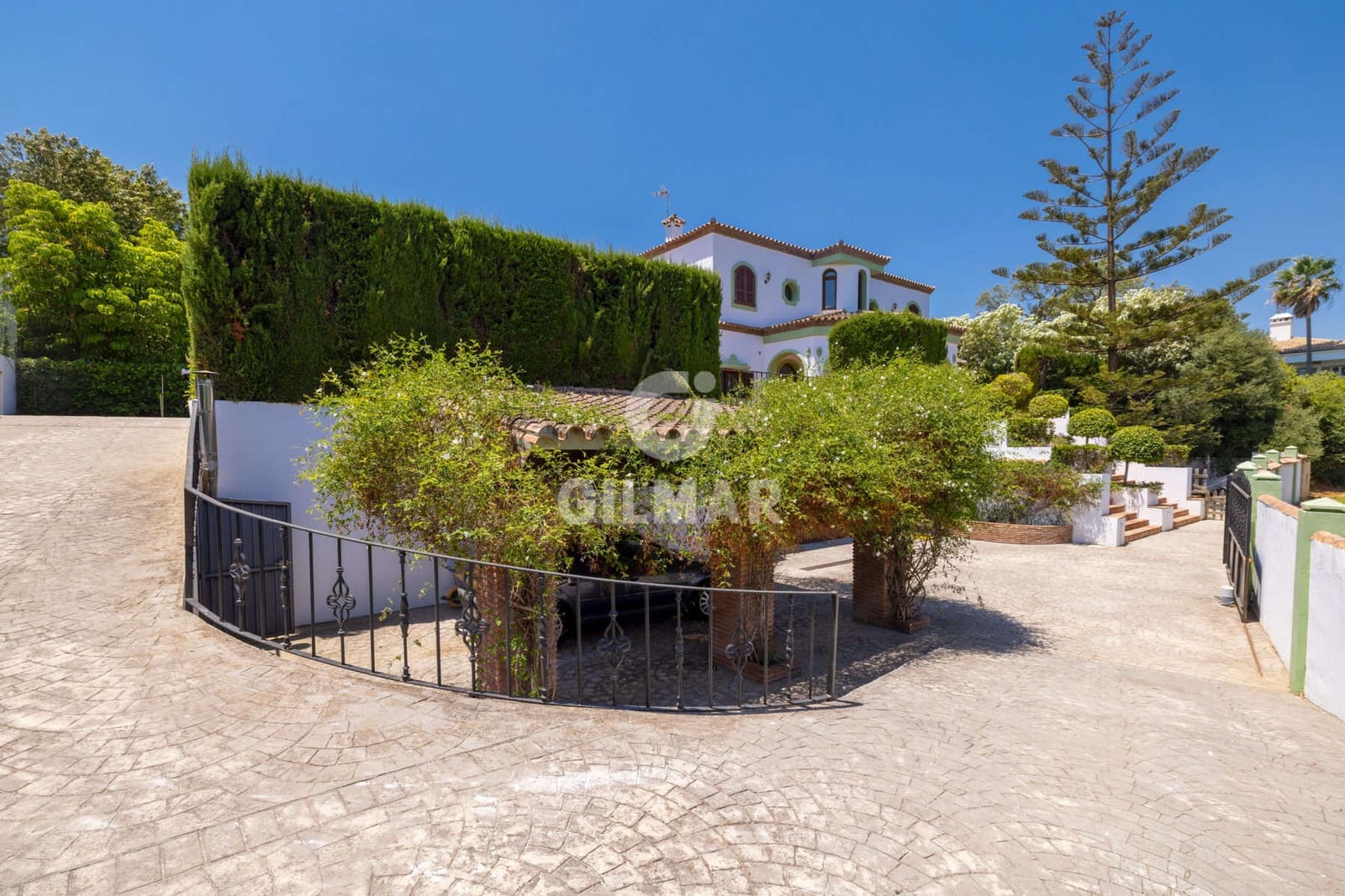 5 makuuhuone Huvila myytävänä paikassa Sotogrande mukana uima-altaan - 2 500 000 € (Ref: 9977909)