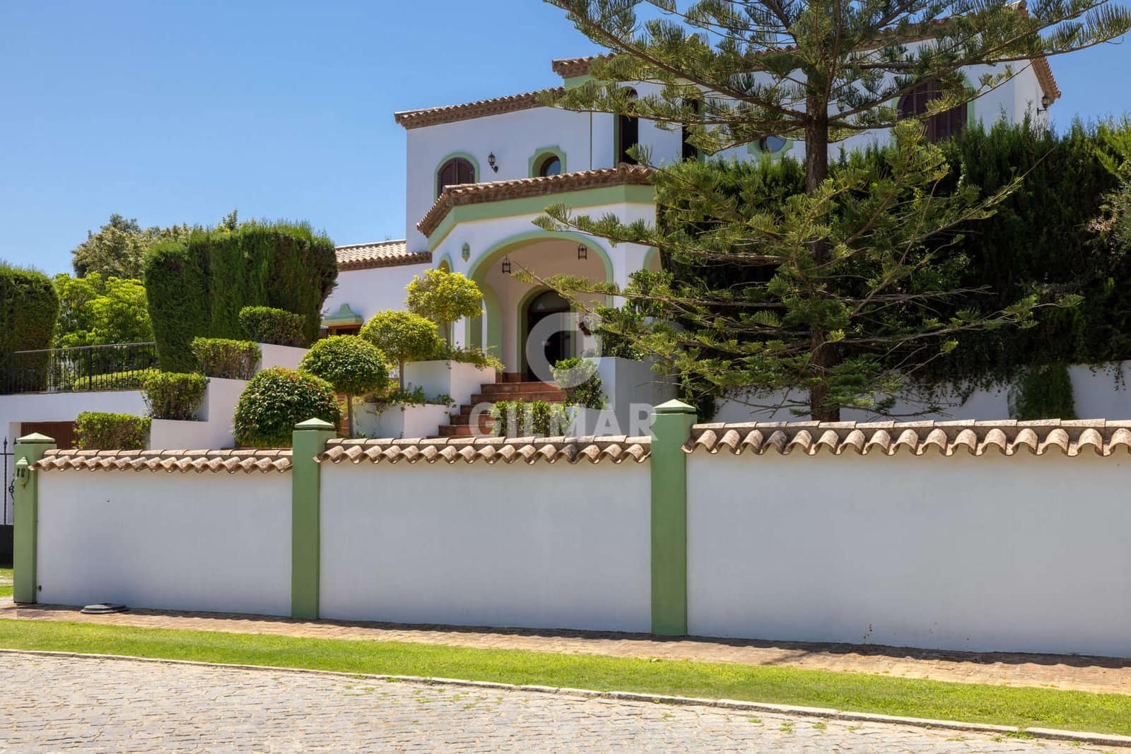 5 makuuhuone Huvila myytävänä paikassa Sotogrande mukana uima-altaan - 2 500 000 € (Ref: 9977909)