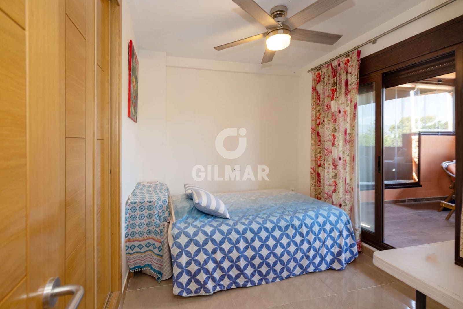 2 soveværelse Penthouse til salg i Estepona med garage - € 850.000 (Ref: 9977910)