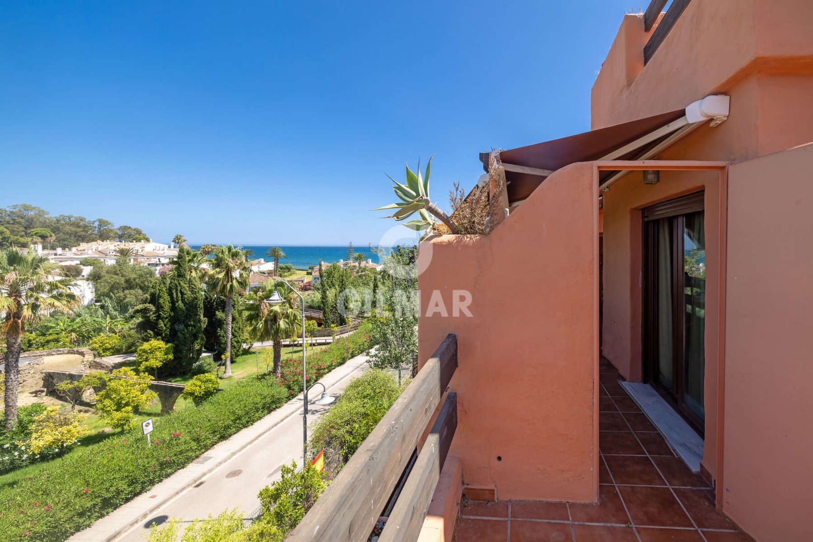 2 soveværelse Penthouse til salg i Estepona med garage - € 850.000 (Ref: 9977910)