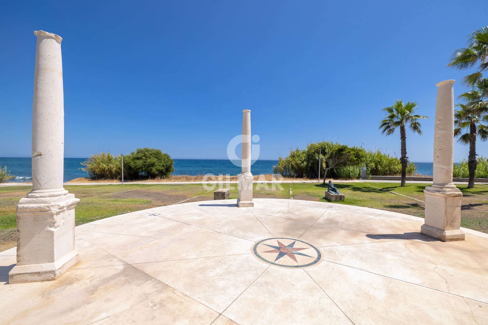 2 soveværelse Penthouse til salg i Estepona med garage - € 850.000 (Ref: 9977910)
