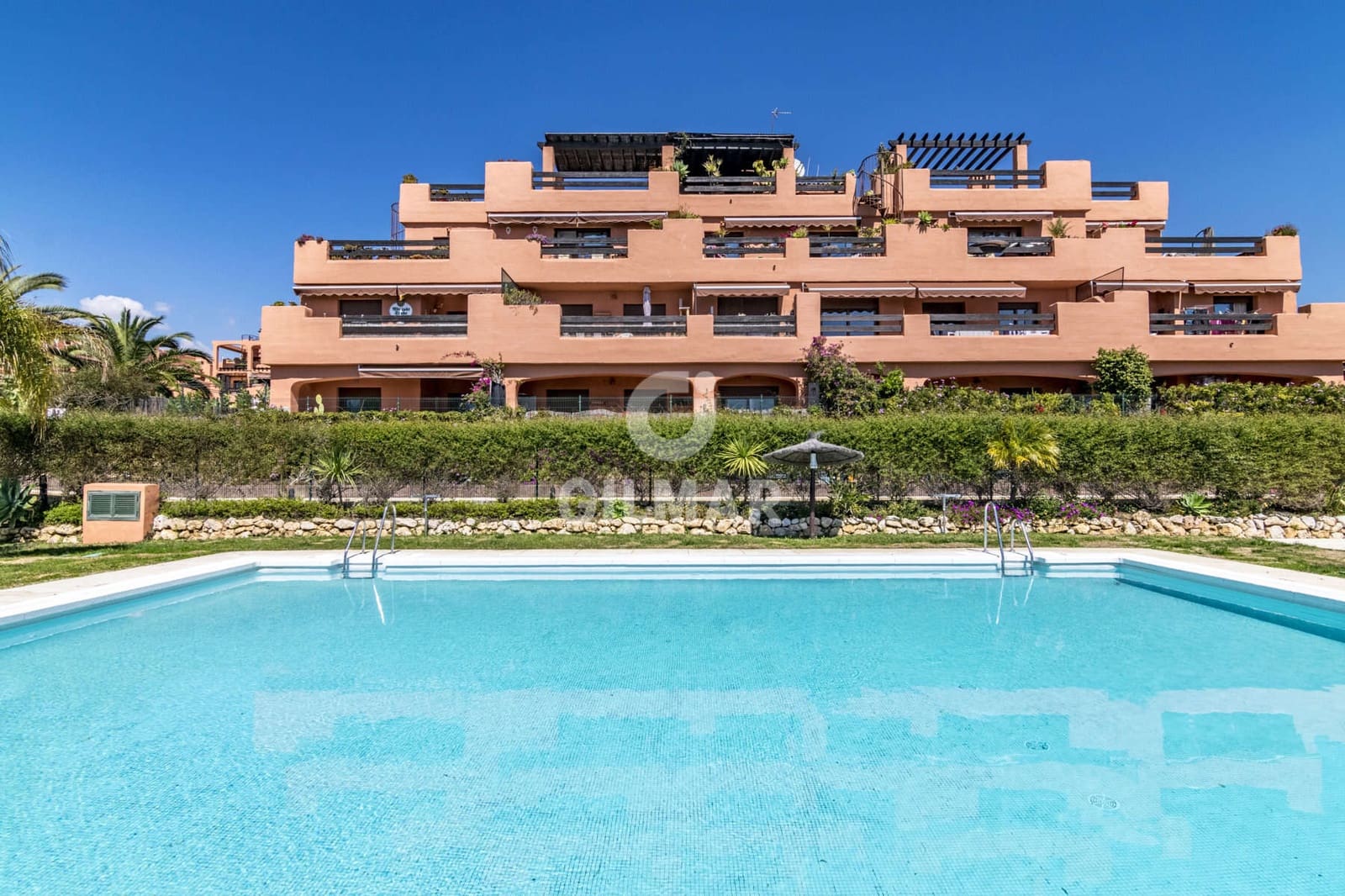 2 soveværelse Penthouse til salg i Estepona med garage - € 850.000 (Ref: 9977910)