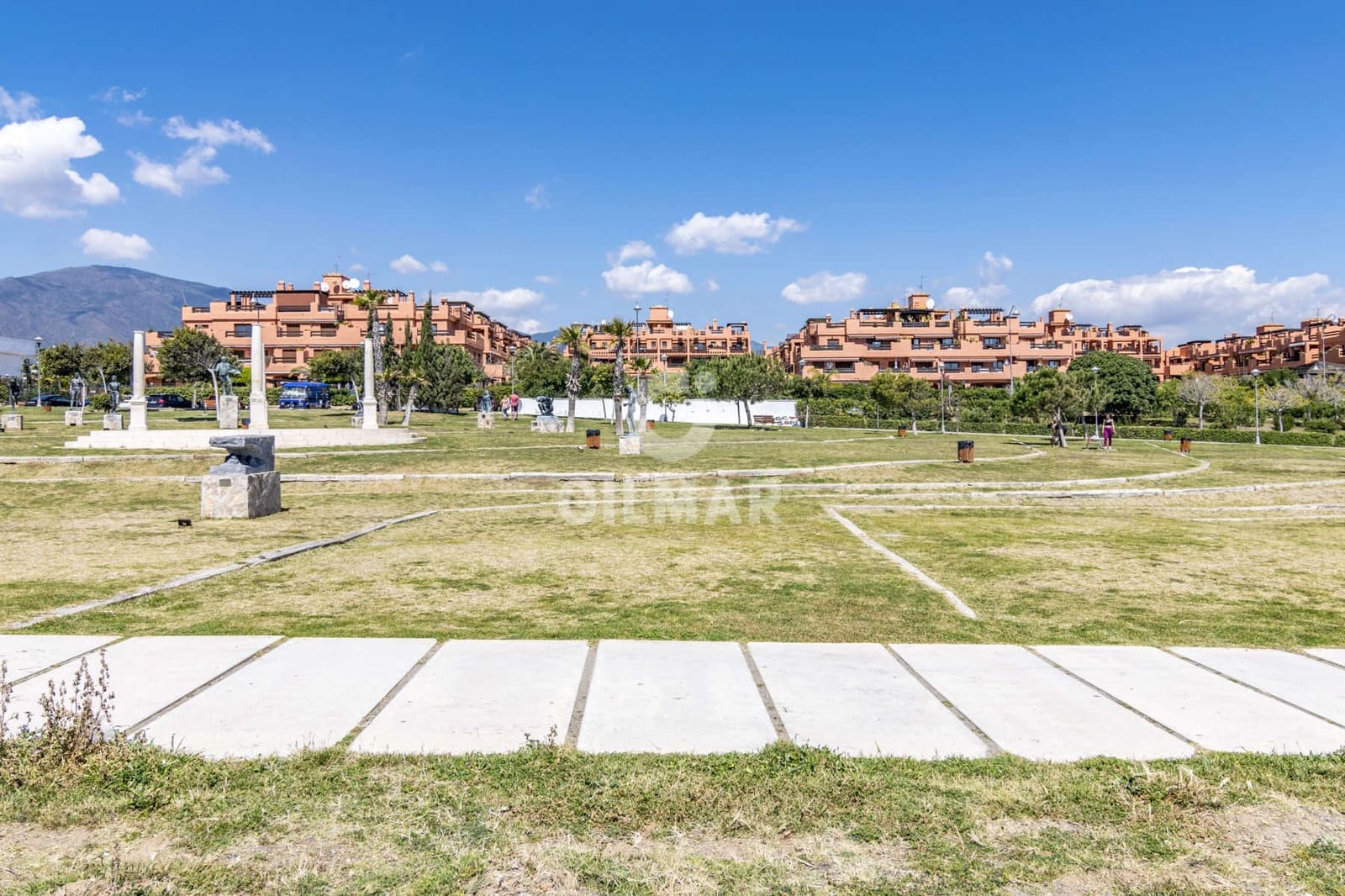 2 soveværelse Penthouse til salg i Estepona med garage - € 850.000 (Ref: 9977910)