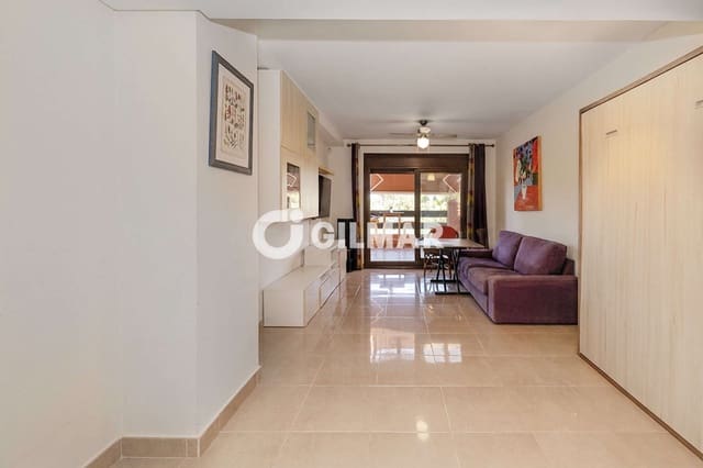 2 soverom Penthouse til salgs i Los Llanos, Estepona med svømmebasseng garasje - € 730 000 (Ref: 9977910)