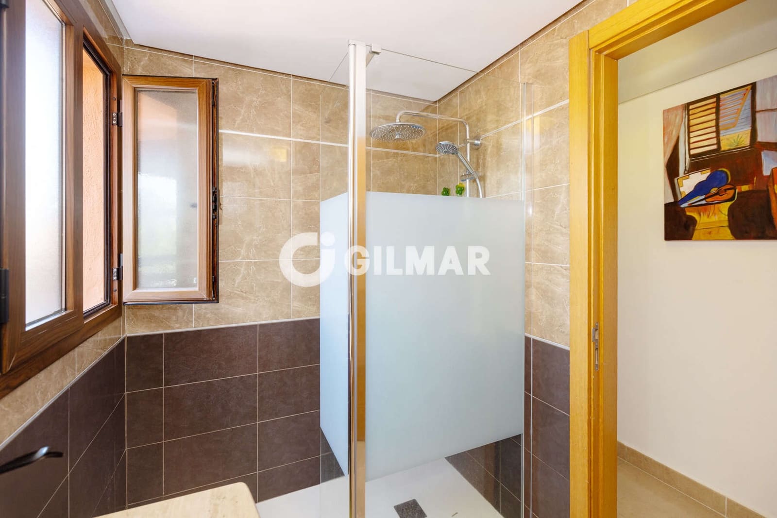 Ático de 2 habitaciones en Estepona en venta con piscina garaje - 730.000 € (Ref: 9977910)