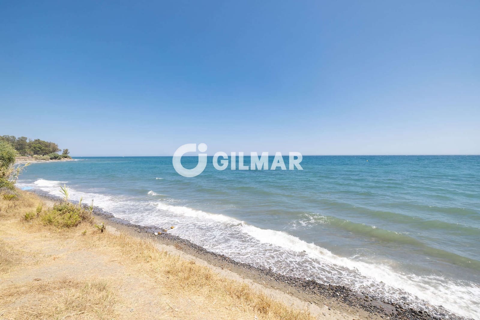 Ático de 2 habitaciones en Estepona en venta con piscina garaje - 730.000 € (Ref: 9977910)
