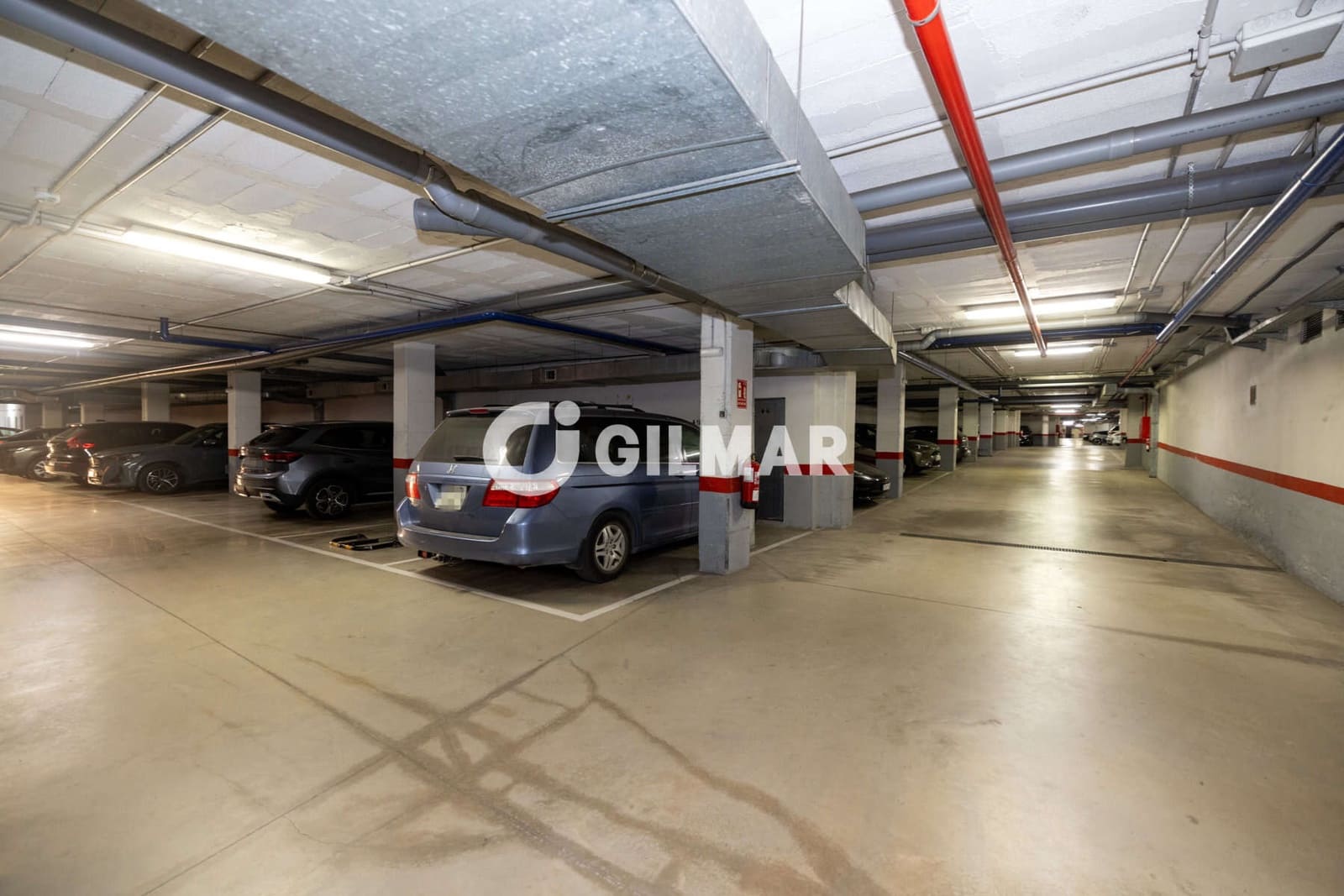 Ático de 2 habitaciones en Estepona en venta con piscina garaje - 730.000 € (Ref: 9977910)