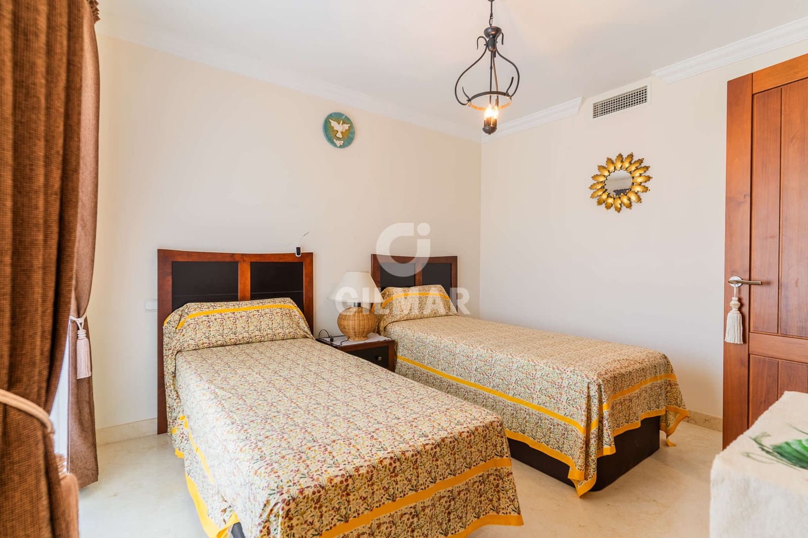 2 quarto Moradia em Banda para venda em Arcos de la Frontera com piscina garagem - 295 000 € (Ref: 9978040)