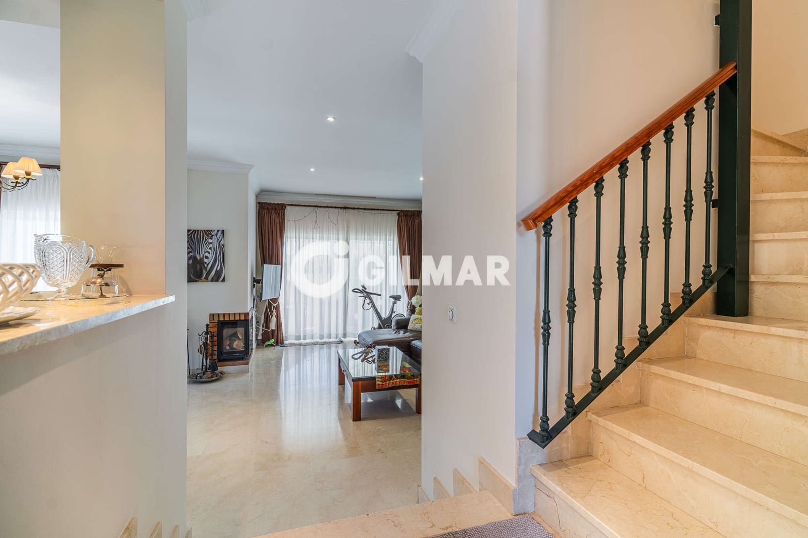 Adosado de 2 habitaciones en Arcos de la Frontera en venta con piscina garaje - 295.000 € (Ref: 9978040)