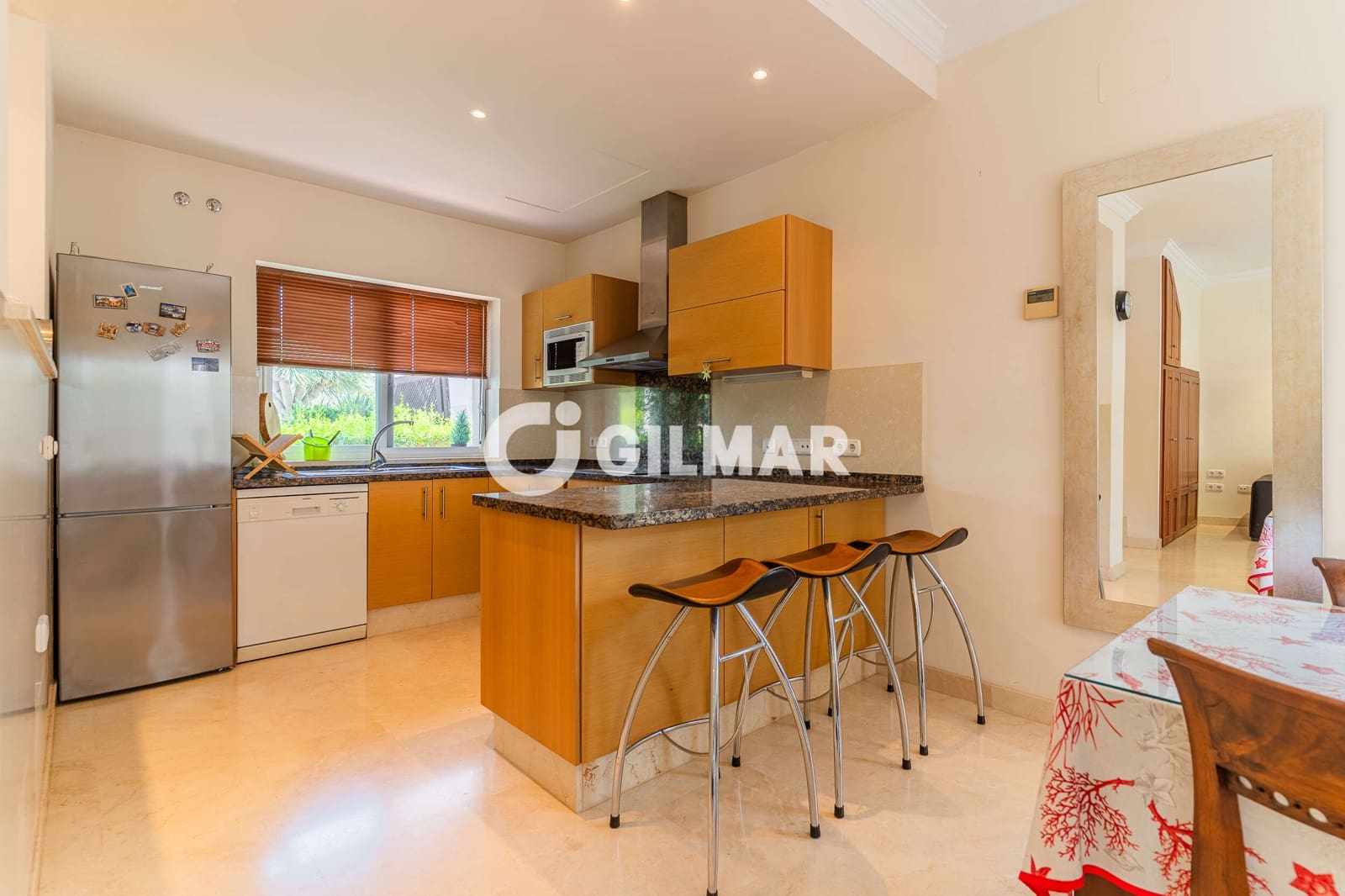 Adosado de 2 habitaciones en Arcos de la Frontera en venta con piscina garaje - 295.000 € (Ref: 9978040)