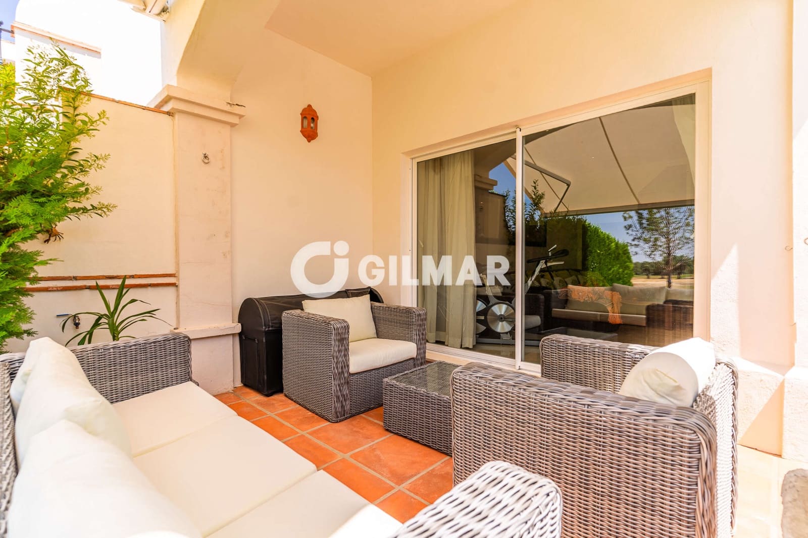 Adosado de 2 habitaciones en Arcos de la Frontera en venta con piscina garaje - 295.000 € (Ref: 9978040)
