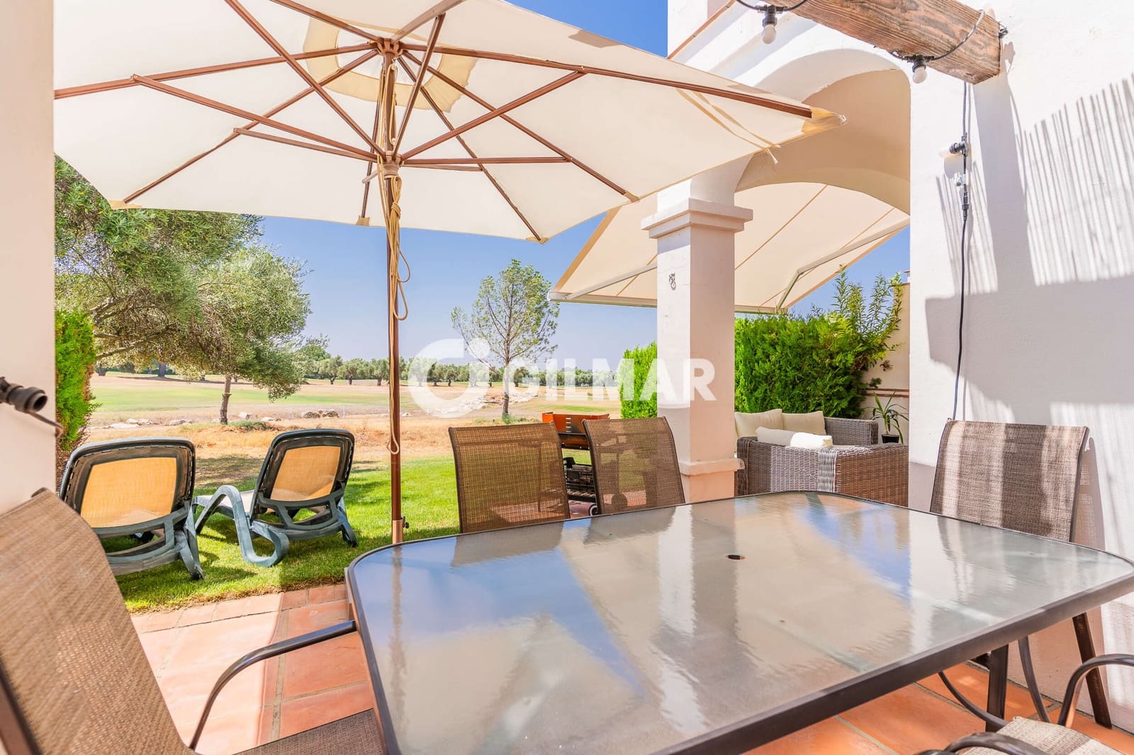 Adosado de 2 habitaciones en Arcos de la Frontera en venta con piscina garaje - 295.000 € (Ref: 9978040)
