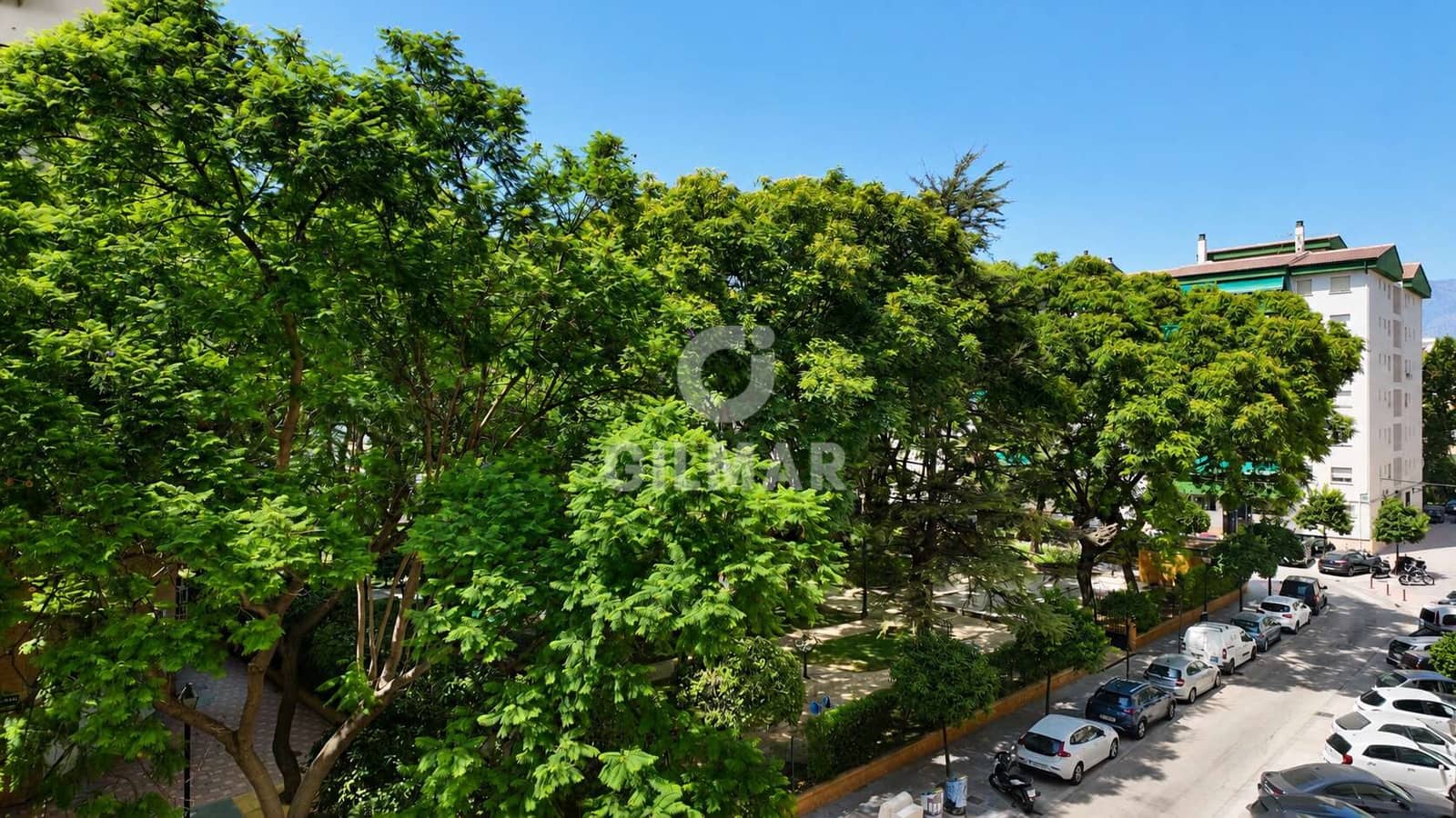 3 bedroom Flat for sale in Fuengirola with garage - € 397,000 (Ref: 9979233)