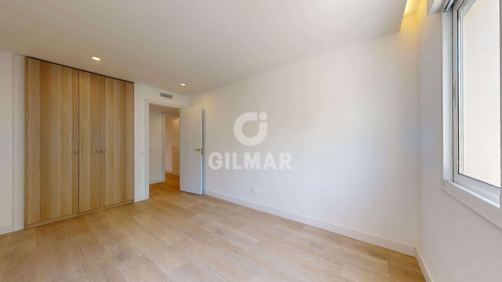 3 bedroom Flat for sale in Fuengirola with garage - € 397,000 (Ref: 9979233)