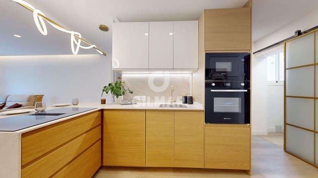 3 bedroom Flat for sale in Centro ciudad, Fuengirola with garage - € 397,000 (Ref: 9979233)