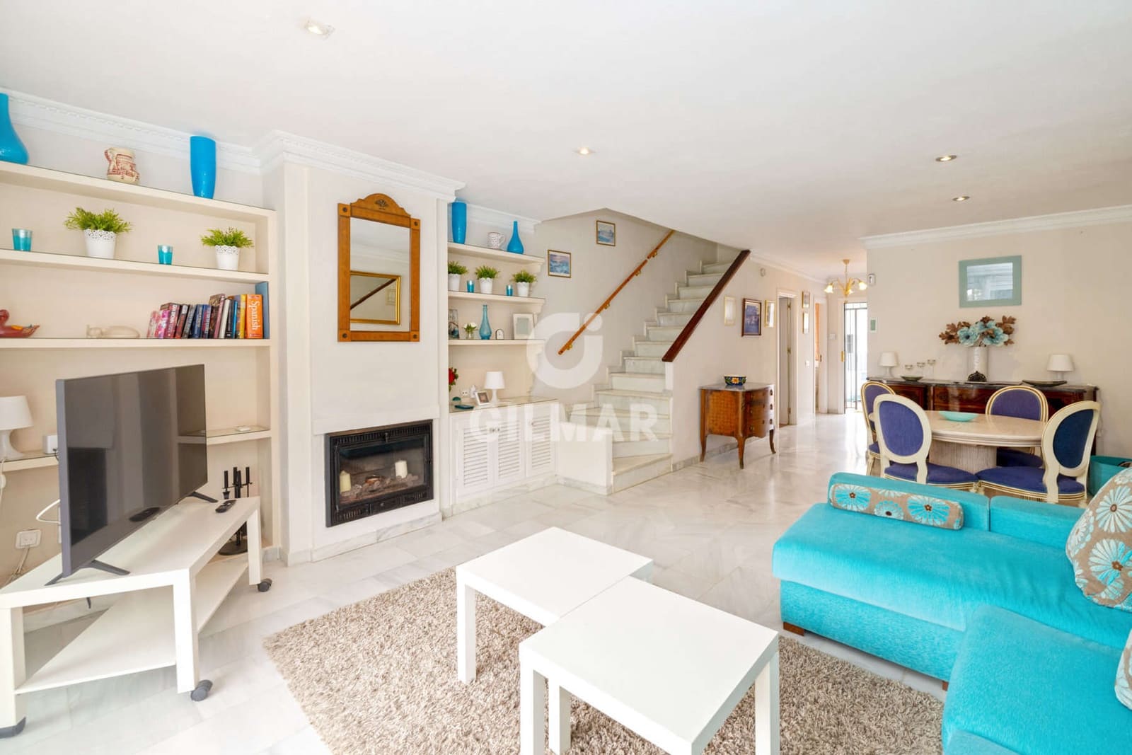 Adosado de 3 habitaciones en Estepona en venta con piscina garaje - 750.000 € (Ref: 9979235)