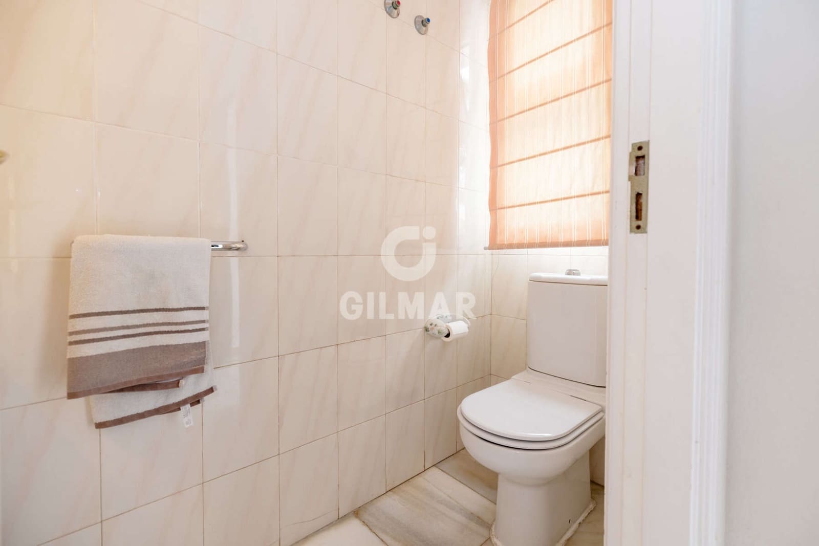 Adosado de 3 habitaciones en Estepona en venta con piscina garaje - 750.000 € (Ref: 9979235)