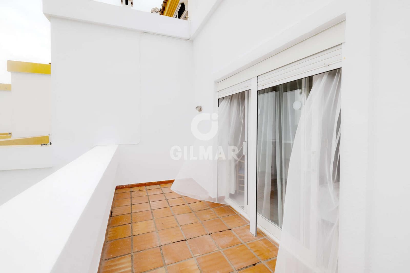Adosado de 3 habitaciones en Estepona en venta con piscina garaje - 750.000 € (Ref: 9979235)