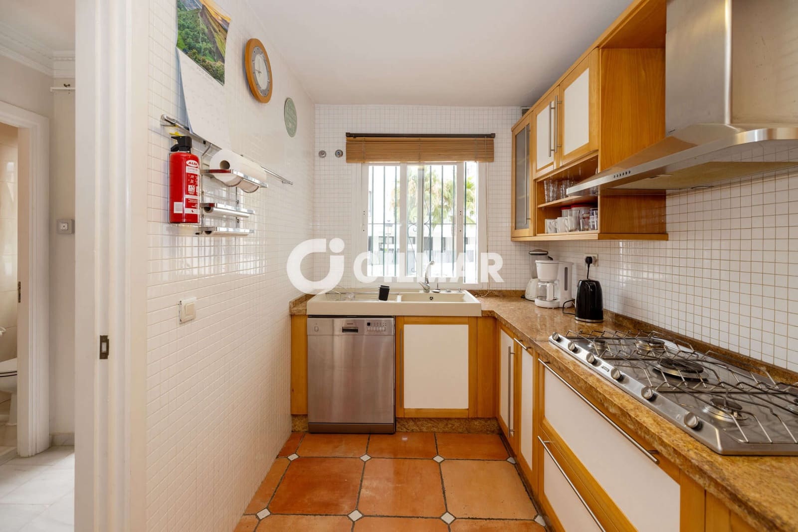3 soveværelse Rækkehus til salg i Estepona med swimmingpool garage - € 690.000 (Ref: 9979235)