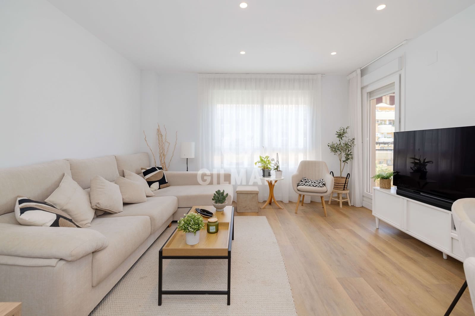 Piso de 3 habitaciones en Málaga ciudad en venta con piscina garaje - 749.000 € (Ref: 9979278)