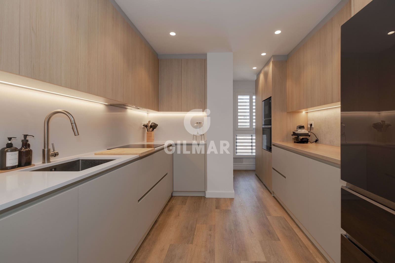 Piso de 3 habitaciones en Málaga ciudad en venta con piscina garaje - 749.000 € (Ref: 9979278)