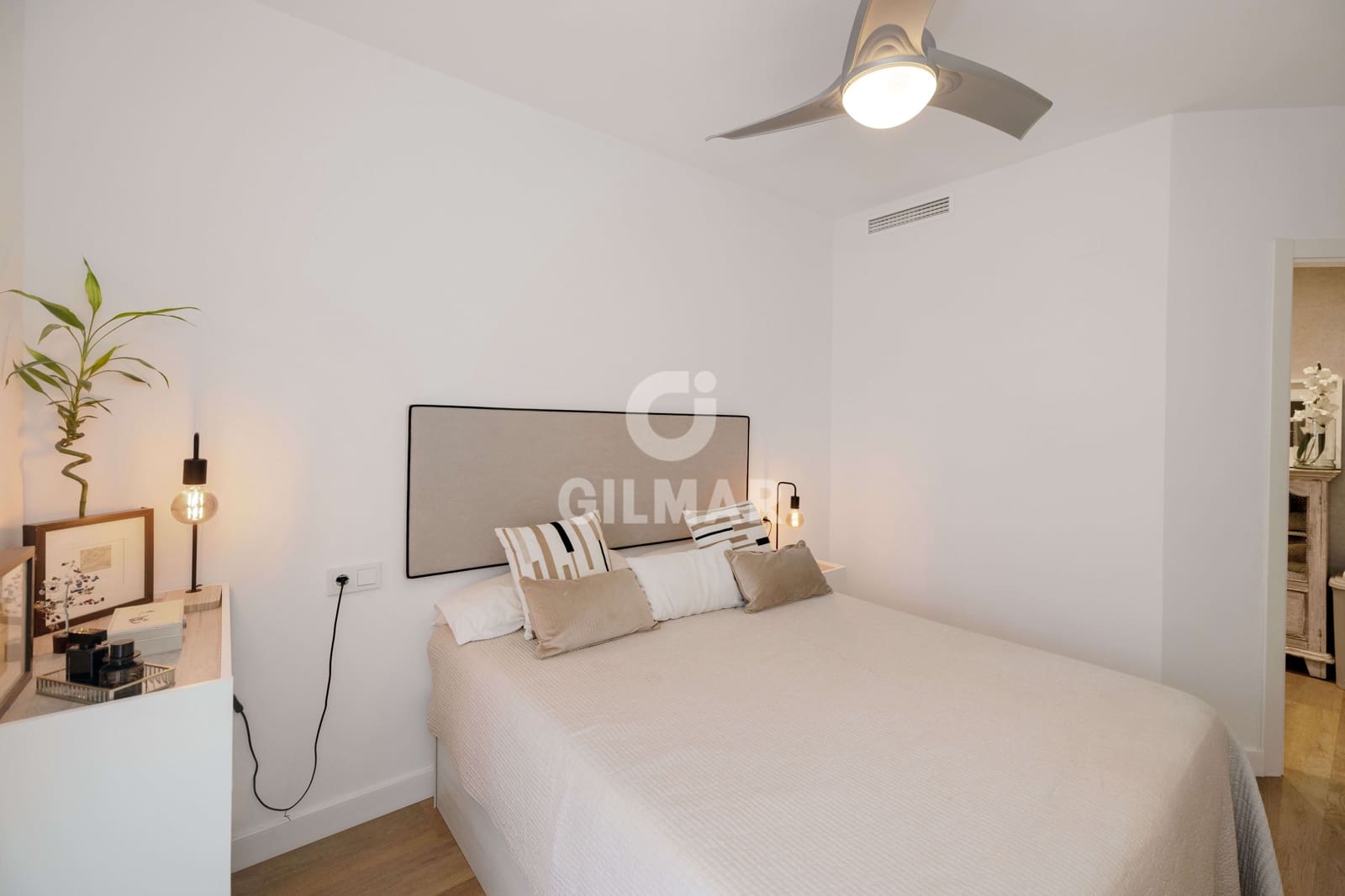 Piso de 3 habitaciones en Málaga ciudad en venta con piscina garaje - 749.000 € (Ref: 9979278)