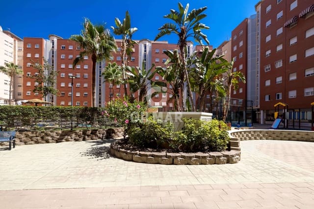 3 chambre Appartement à vendre à Palacio Deportes, Malaga ville avec piscine garage - 749 000 € (Ref: 9979278)
