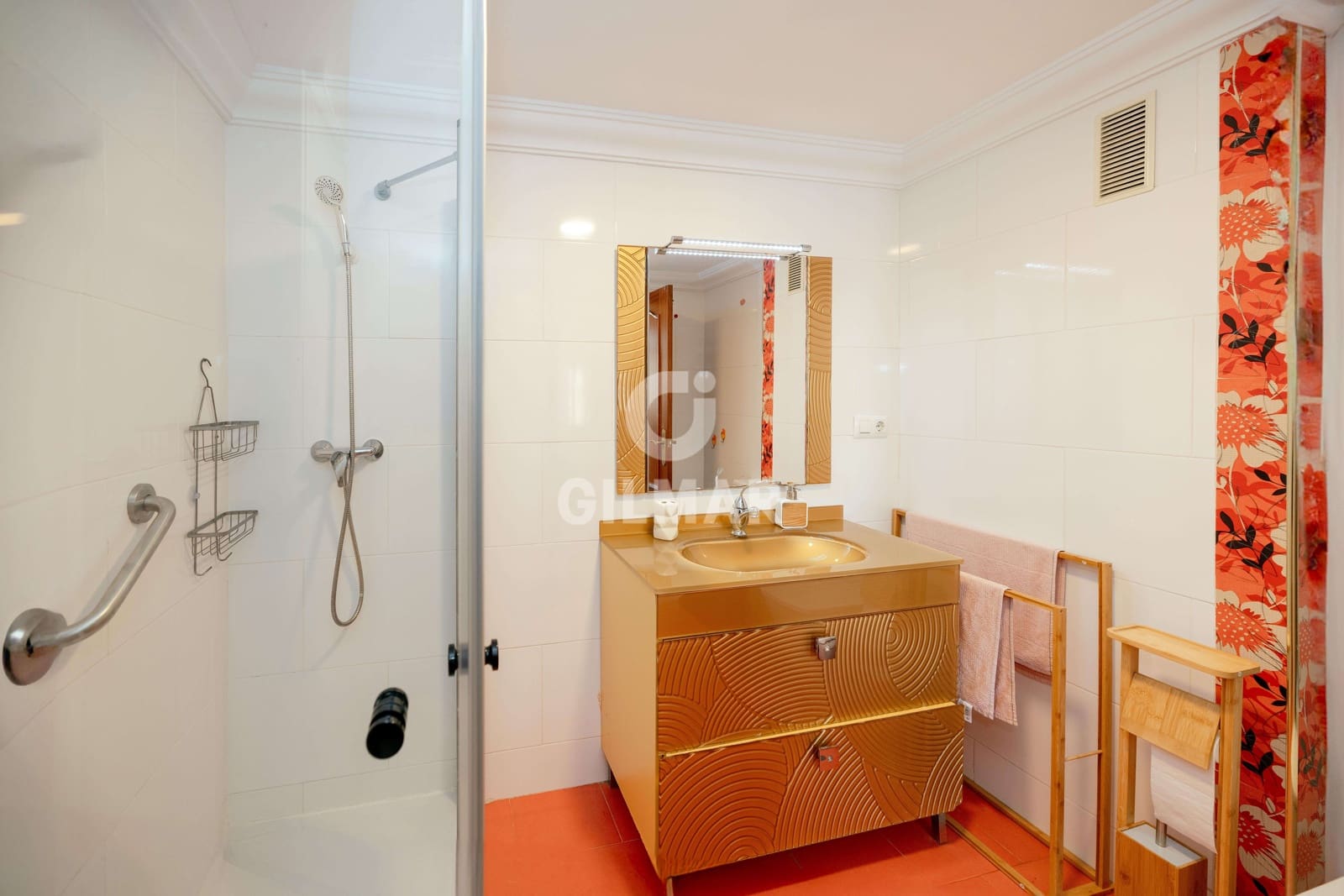 3 soveværelse Lejlighed til salg i Malaga by - € 320.000 (Ref: 9979279)