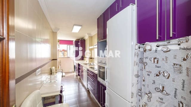 3 slaapkamer Flat te koop in La Luz, Málaga stad - € 290.000 (Ref: 9979279)
