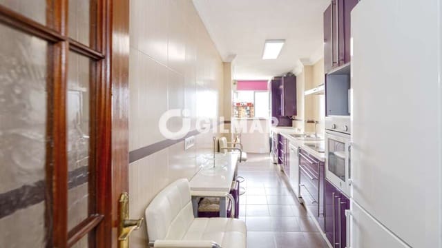 3 slaapkamer Flat te koop in La Luz, Málaga stad - € 290.000 (Ref: 9979279)