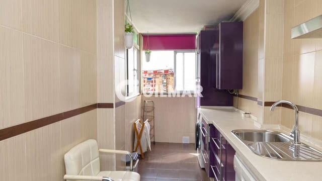3 slaapkamer Flat te koop in La Luz, Málaga stad - € 290.000 (Ref: 9979279)