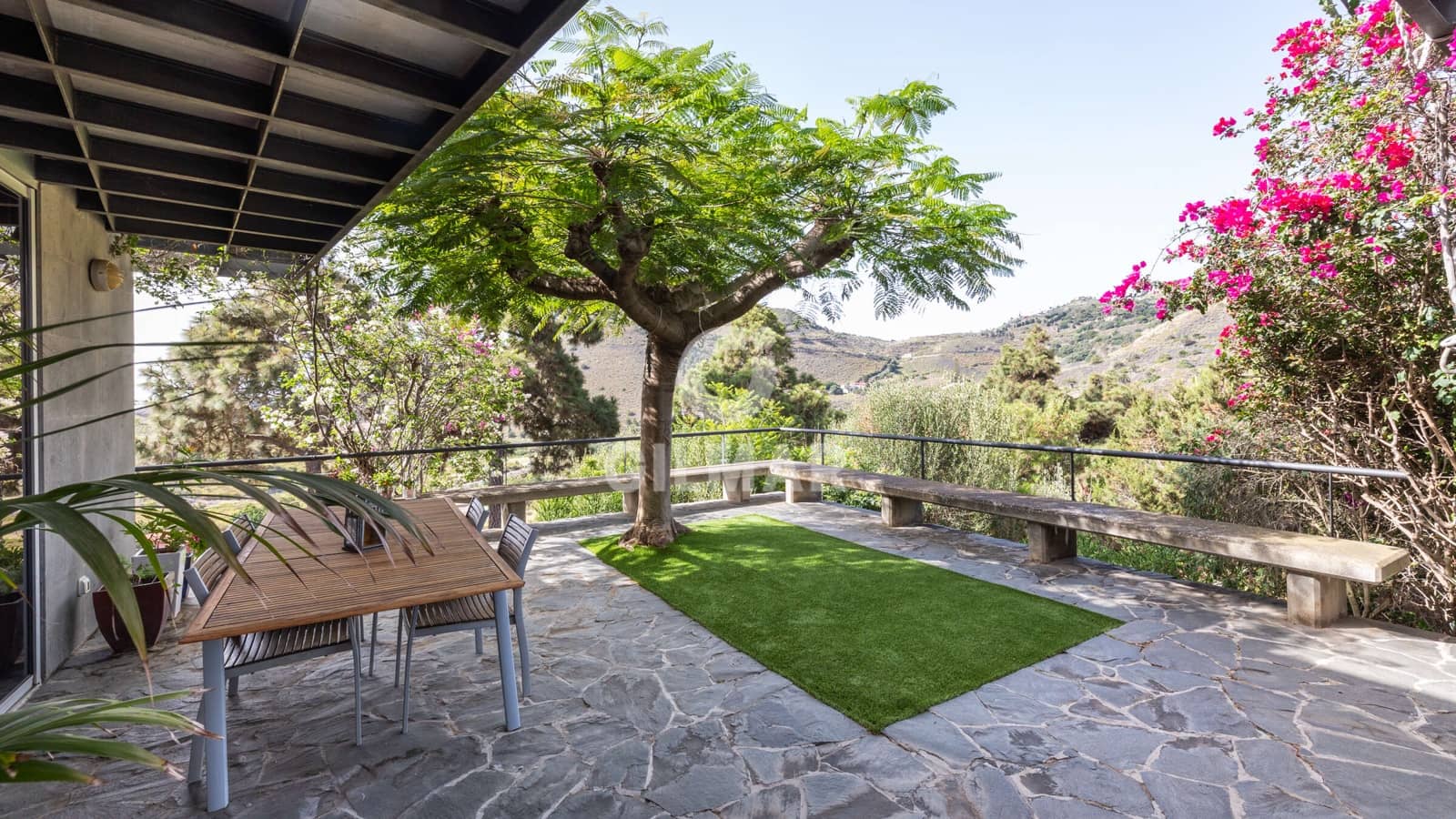 3 slaapkamer Villa te koop in Tafira Alta met garage - € 840.000 (Ref: 9981410)