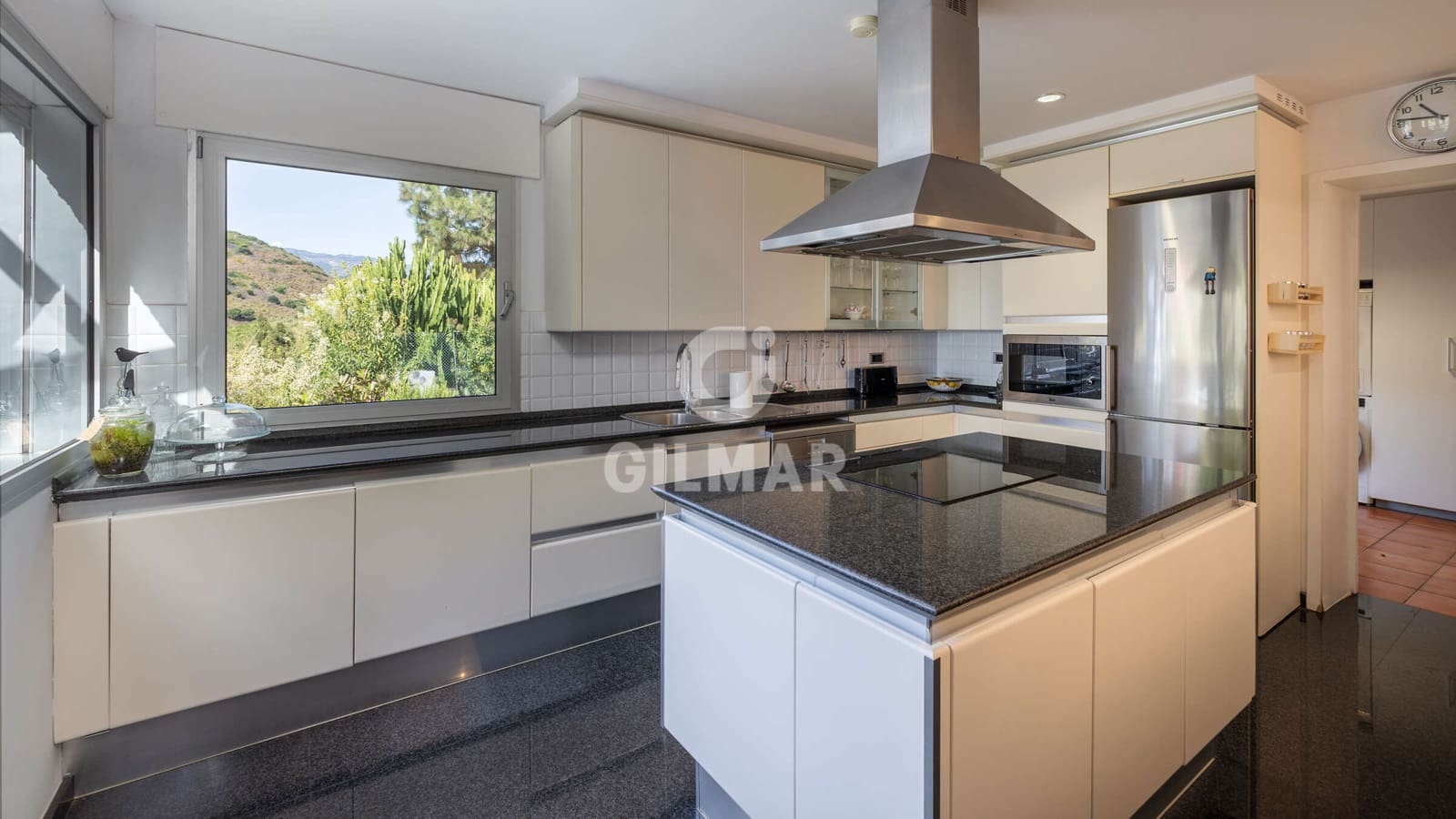 3 slaapkamer Villa te koop in Tafira Alta met garage - € 840.000 (Ref: 9981410)