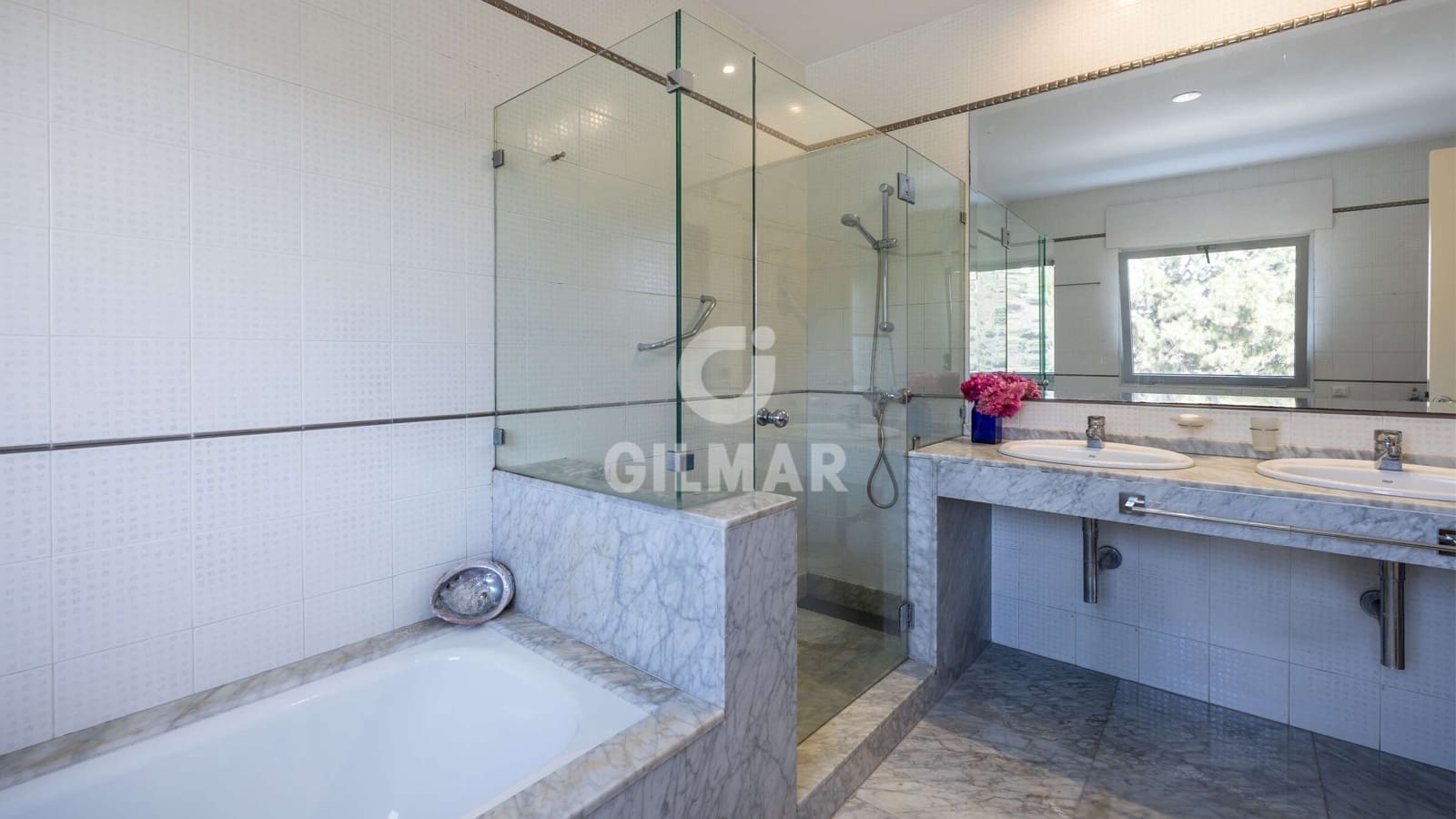 3 slaapkamer Villa te koop in Tafira Alta met garage - € 840.000 (Ref: 9981410)