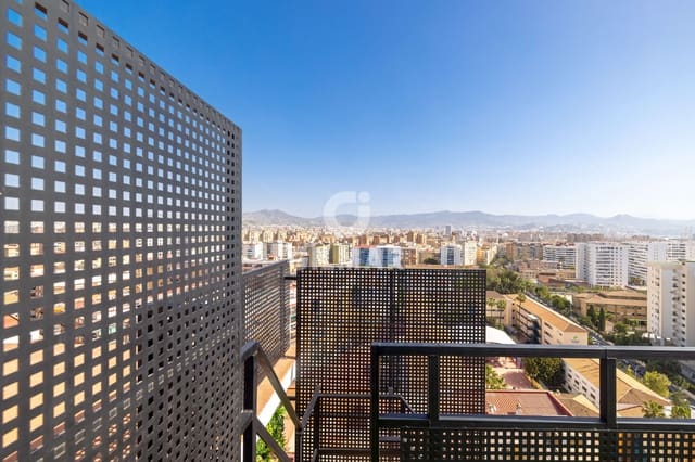 2 bedroom Flat for sale in Santa Paula, Málaga city - € 678,000 (Ref: 9981654)