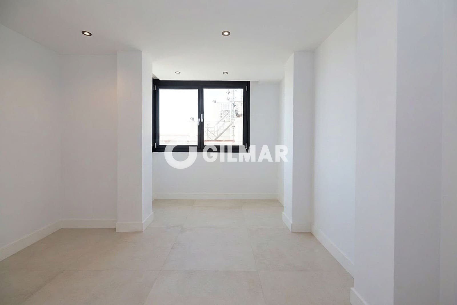 2 slaapkamer Flat te koop in Malaga stad - € 595.000 (Ref: 9981654)