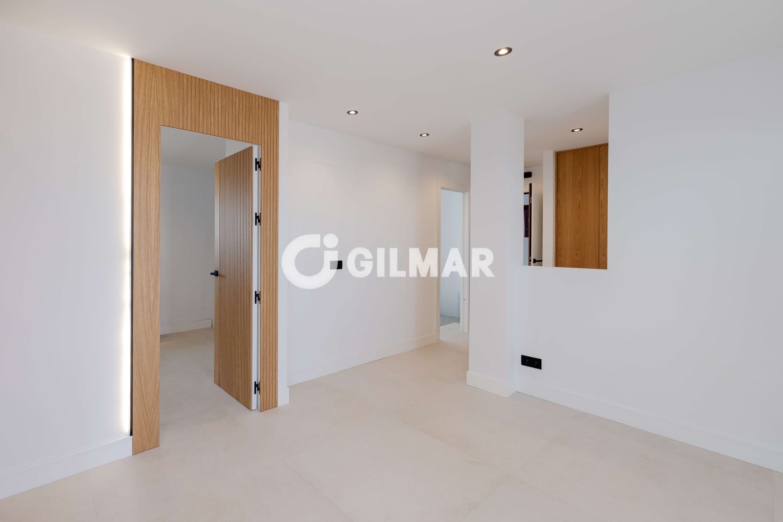 2 slaapkamer Flat te koop in Malaga stad - € 595.000 (Ref: 9981654)