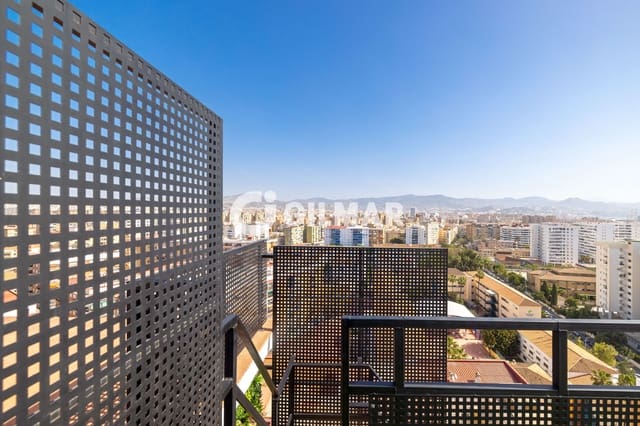 2 slaapkamer Flat te koop in Santa Paula, Málaga stad - € 618.000 (Ref: 9981654)