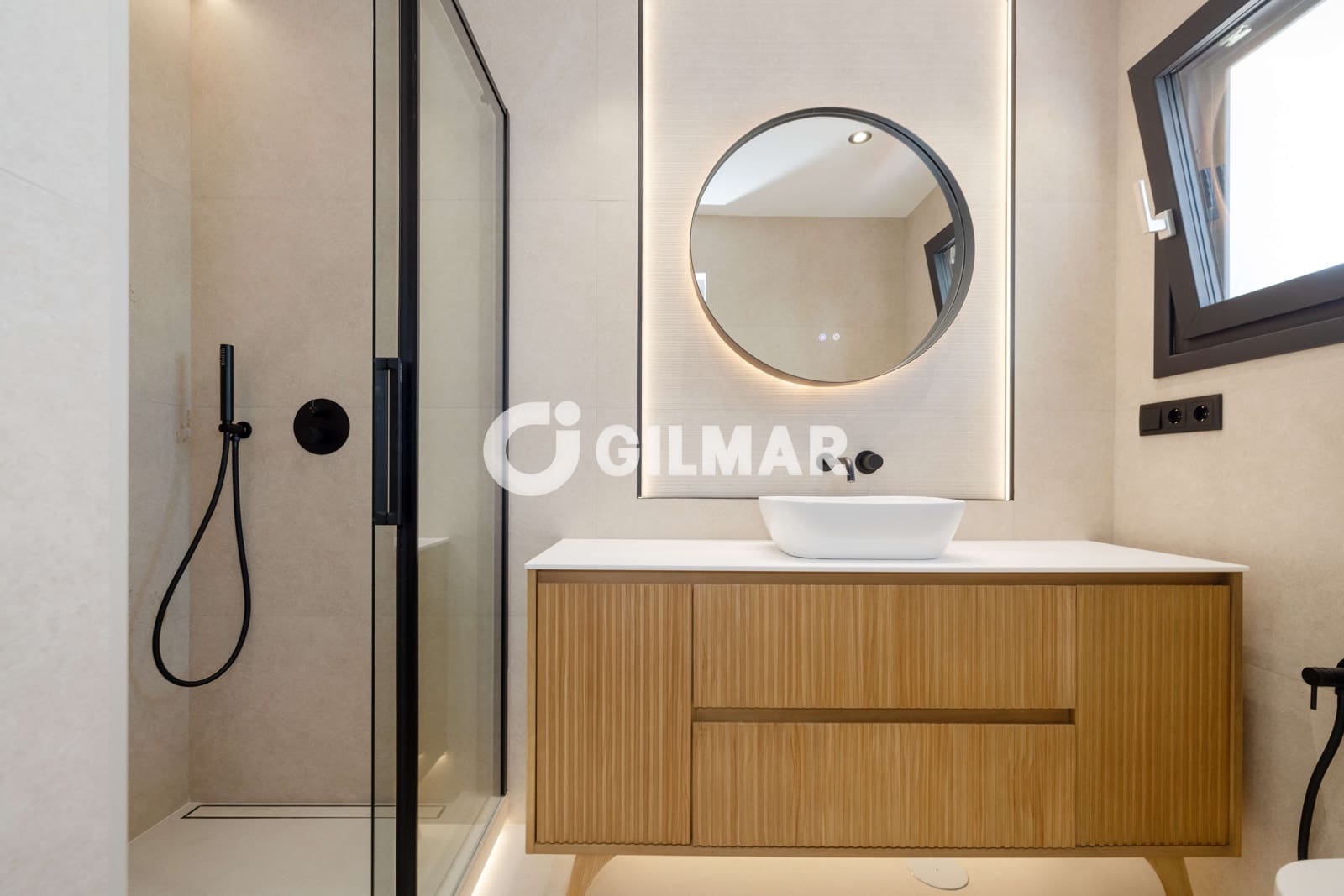 2 slaapkamer Flat te koop in Malaga stad - € 595.000 (Ref: 9981654)