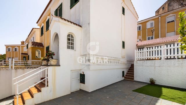 4 sovrum Semi-fristående Villa till salu i Santa Brígida med garage - 345 000 € (Ref: 9984133)