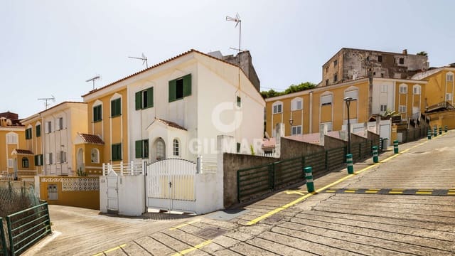 4 sovrum Semi-fristående Villa till salu i Santa Brígida med garage - 345 000 € (Ref: 9984133)