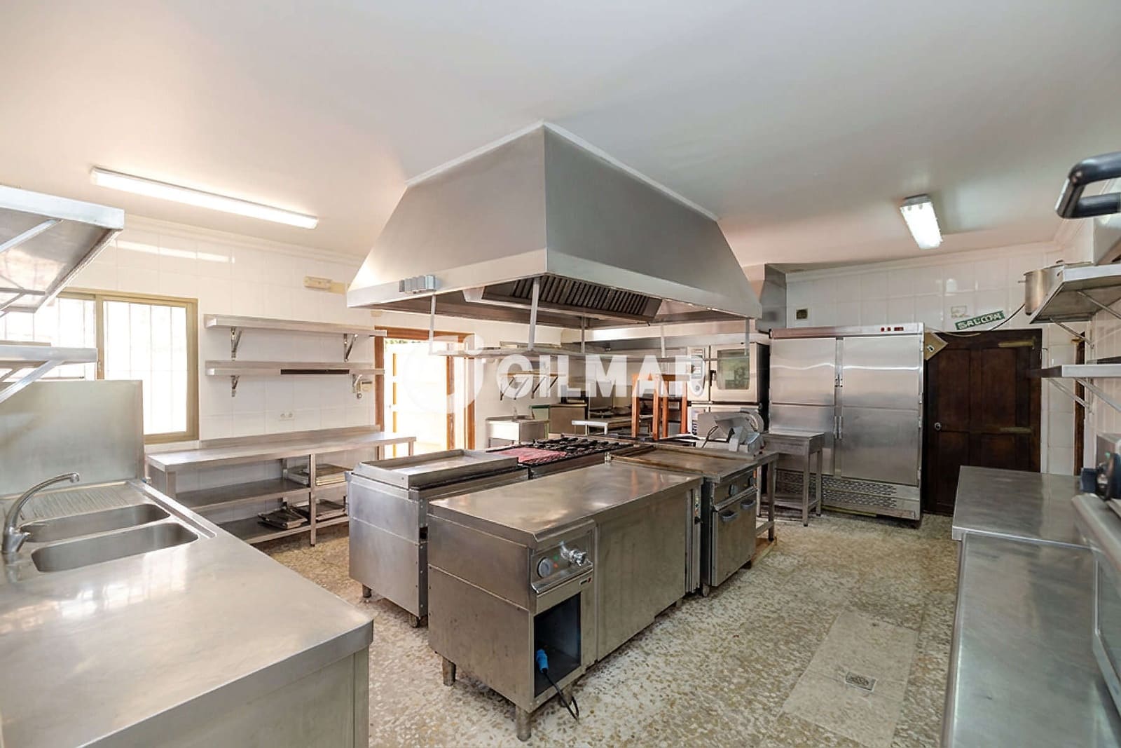 Gewerbe zu verkaufen in Saladillo-Benamara - 1.800.000 € (Ref: 9984134)