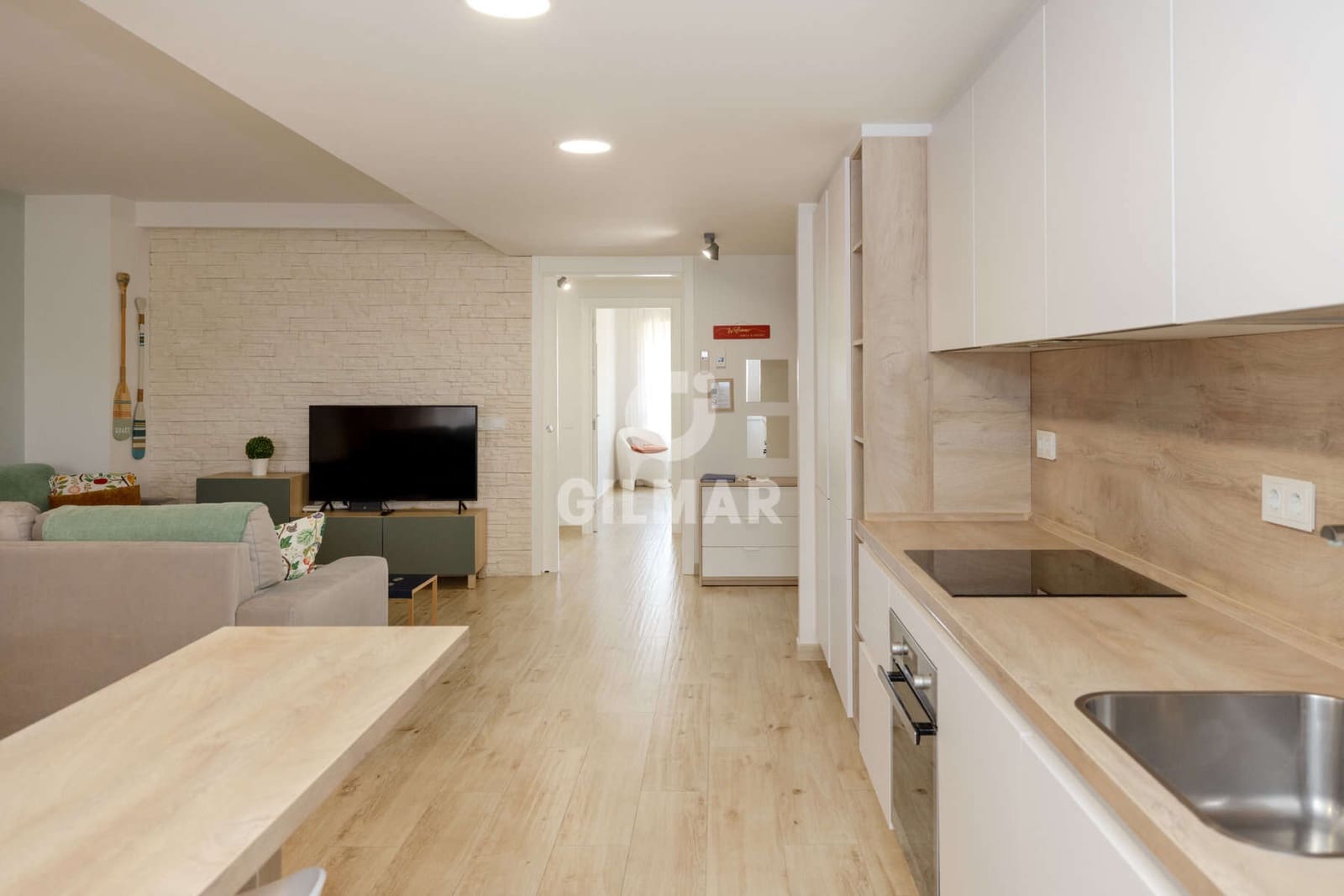 2 sovrum Lägenhet till salu i Estepona med pool garage - 399 000 € (Ref: 9984135)